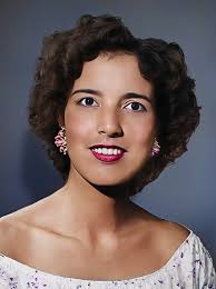 On behalf of everyone who has had there photos beautifully altered. Thank  you. Some of you are so talented and make people so happy.