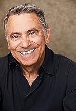 Jasmin Hashi's Instagram, Twitter & Facebook