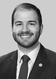 MALLORY MCMORROW JEREMY MOSS