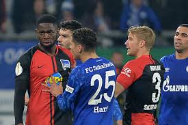 The two teams played out a goalless draw in the bundesliga at the weekend, with fie knappen failing to turn their dominance into goals. Daily Schmankerl Bayern Declines To Confirm Interest In Leroy Sane Jordan Torunarigha S Statement About Racism In The Bundesliga And More Bavarian Football Works