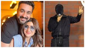 Shilpa Shettys husband Raj Kundra takes a witty dig at porn app scandal as  he makes his debut as a stand-up comedian - WATCH video | Hindi Movie News  - Times of India