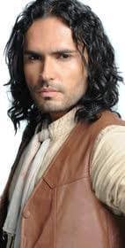 The new Telemundo action and suspense production, "Lobo, Morir Matando"  (Wolf, Die Killing), features an incredibly talented ensemble cast. Leading  the story is Arap Bethke as Damián "Lobo" Rosales, supported by Fátima