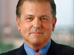 OfficeMax chief resigns in scandal