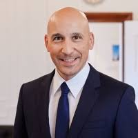 Daniel Ashkar's Instagram, Twitter & Facebook