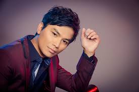 Bên dưới bài đăng, nhiều nhân vật nổi tiếng trong giới giải trí đã bày tỏ sự đồng cảm với chính chủ lẫn ca sĩ phi nhung. Tiá»ƒu Sá»­ Ca SÄ© Máº¡nh Quá»³nh Va Nghi An La Bá»' Ä'áº» Cá»§a Con Gai Ca SÄ© Phi Nhung