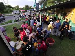 Air minum yang terpolusi adalah salah satu masalah terbesar di india. Krisis Air Di Kapar Dan Klang Khidmat Malaysia Memohon Penghantaran Bantuan Air Mineral