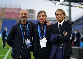 He has been working as the head coach of the italian national team. Roberto Mancini Robymancio Twitter