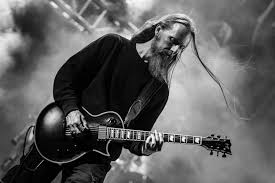 Guitarists need to carve out their own niche, keeping one eye on the crowd and one eye on the money. The Best Norwegian Heavy Metal Bands