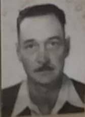 I thought the group would appreciate Darin Gray 's family photo and story.