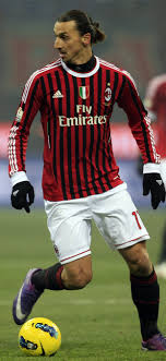 Acm digital wallpaper, ac milan, sports, soccer clubs, italy. Zlatan Ibrahimovic Ac Milan Www Classicfootballshi Iphone 11 Wallpapers Free Download