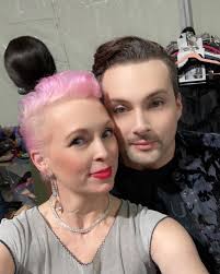 Vivian Wise (@pinkylarue) • Instagram photos and videos