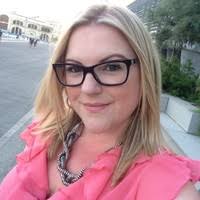 40+ perfiles de «Emily Rust»