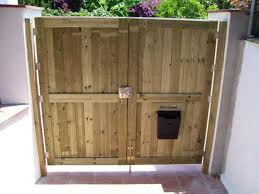 Como hacer puertas hechas con palets de madera. Puertas De Madera Facilisimo Com