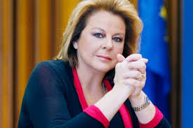 Συνάντηση με την λούκα κατσέλη είχε ο αλέξης τσίπρας για την αναπτυξιακή πρόταση του συριζα. Amfiballei Kaneis Oti Eimai H Pio Katallhlh H Loyka Katselh Sto Ds Fund Kokkinwn Daneiwn Dailypost Gr