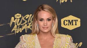 Jun 10, 2021 · carrie underwood dazzled as she took to the stage during the 2021 cmt music awards on wednesday night in nashville, tennessee. Carrie Underwood Displays Scar From 2017 Accident In Throwback Selfie See The Pic Wusa9 Com