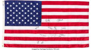 Women's basketball olympic team, which features four other former uconn standouts and five other players making their olympic debut this. 1992 American Flag Signed By Usa Olympic Basketball Dream Team Lot 80462 Heritage Auctions
