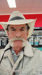 Chris Doerr's Instagram, Twitter & Facebook