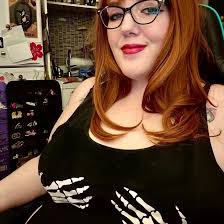 Corgi Butt Parade presented by Aqua, @bebopthecorgi , @stacisanders and  @omelettethecorgi #MomoMonday #CorgiButtParade