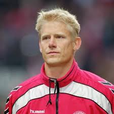 Peter boleslaw schmeichel was born on the 18th november 1963 in gladsaxe, denmark, and had a passion for. Peter Schmeichel Bio Wiki Age Height Wife Son Salary And Net Worth