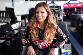 BEAUTIFUL NHRA SUPERSTAR LEAH PRITCHETT 8X10 PHOTO WBORDERS | eBay