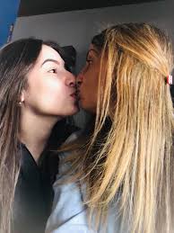 ❤️Agradeço a Deus pela oportunidade de ter uma filha linda que amarei para  sempre com todas as minhas forças.👯‍♂️