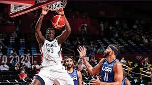 Twelve countries will compete in tokyo for olympic gold in men's basketball. P422crftqlinbm