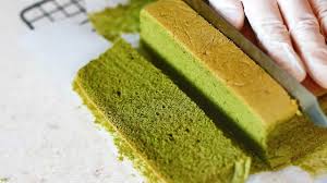 How To Make The World S Softest Green Tea Sponge Cake Taiwanese Castella Cake Recipe Green Tea Cake Youtube In 2020 Green Tea Cake Tea Cakes Cake Calories