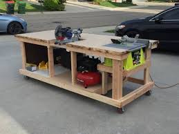 Mobile Work Bench Is Sturdy And Can Last For Years The Gardener Can Also Choose From The Thr In 2020 Diy Garage Work Bench Woodworking Bench Plans Garage Work Bench