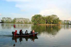 Cagar alam rawa danau atau rawadano adalah sebuah kawasan yang terletak di kabupaten serang, dan berjarak 101 km dari jakarta. 10 Tempat Wisata Instagramable Di Banten Yang Wajib Dikunjungi Saat Liburan Panjang Blognya Mas Adi