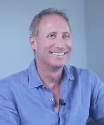 Evan Levine's Instagram, Twitter & Facebook