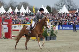 She was born in 1970s, in generation x. Datei 13 04 21 Horses And Dreams Luciana Diniz 4 Von 7 Jpg Wikipedia