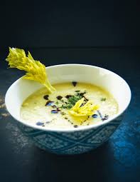 Vegane Sellerie Suppe Mit Orange Und Kokos Rezept Sellerie Suppe Suppen Lebensmittel Essen