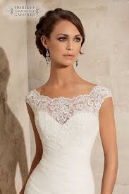 Pin By Maria Eugenia On Simple Wedding Dress Bridal Gowns Mermaid Designer Bridal Gowns Bridal Dresses