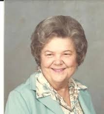 Maxine Skelton's Instagram, Twitter & Facebook