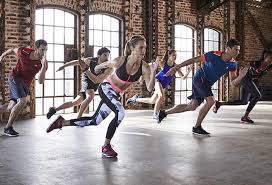 Cependant, si vous voulez faire une activité tous les jours, une journée de repos peut aussi être une journée de récupération active. Faire Du Sport Pour Perdre Du Poids Domyos By Decathlon