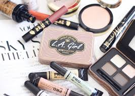 These homegrown ayurvedic beauty brands are popular and come with effective formulations and ingredients. Top 10 Makeup Brands In India That Are Trending In 2021