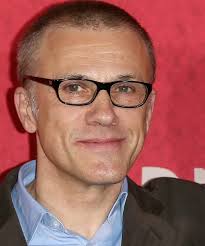 With the help of a german bounty hunter, a freed slave sets out to rescue his wife from a brutal mississippi plantation owner. Interview Christoph Waltz Zu Django Unchained Filmreporter De
