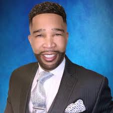 Larry Duhon's Instagram, Twitter & Facebook