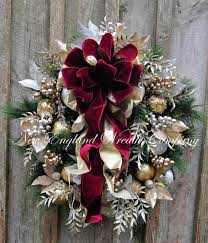 Collins says that the marriage of victoria, queen of the united kingdom, to prince albert from germany opened the door for christmas traditions of other regions in europe to become popular in england. Pin On New England Holiday