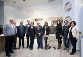 Estamos esperando a que nos entreguen un piso en construccion y nos han dicho que las cocinas seràn de la casa xey. Las Cocinas Habitadas De Xey Ahora Tambien En Pamplona