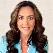 Shauna Shalvey's Instagram, Twitter & Facebook