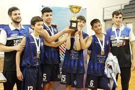 EZEIZA FINALIZÓ LOS JUEGOS BONAERENSES 2022 CON 15 MEDALLAS Con tres  preseas de oro, seis de bronce y de plata, la delegación distrital firmó  una destacada actuación en el máximo evento provincial