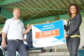 4 adressen zu banken in neunkirchen saar innenstadt mit telefonnummer &phone;, öffnungszeiten und bewertung ★ gefunden. Herzlichen Dank An Die Sparda Bank Weiden Fur Die 2 500 Spende Tennisgemeinschaft Neunkirchen E V