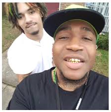 I saw it a long time ago, i can't remember the name, or recall the name of any actors, but the basic gist of it, was that the 'main' teller, steals the money over the weekend to go gamble it, saying he will win it + more back and return it before monday, during the same weekend, a few of the other tellers. Police Alleged Thieves Used Fake Movie Money To Steal Cars News Gwinnettdailypost Com