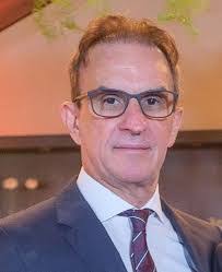 Rogerio Torres's Instagram, Twitter & Facebook