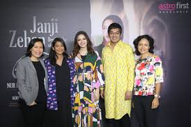 Provided to youtube by believe sas cinta antara benua · arni cinta antara benua ℗ sony music publishing sdn bhd and interglobal music publishing (m). Janji Zehan Keunikan Cinta Dua Benua Lakonan Nur Fazura Di Astro First Utusan Borneo Online