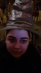 Gabby Castillo (@gabrillecastillo)