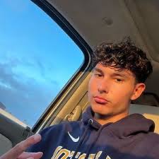 Luke Stearns (@lukestearns)