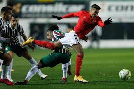 Benfica Derrota Estrela Da Amadora E Passa Aos Quartos Da Taca De Portugal