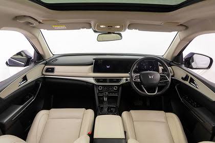 Mahindra XUV700 - photo 4
